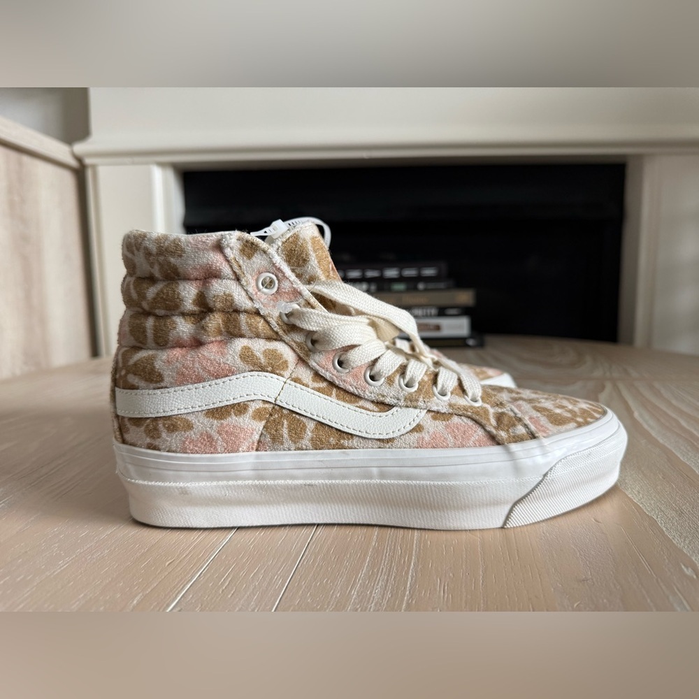 Vans|Women's High-Top Sneakers,Sk8 Hi Reissue 38 Groovy Floral Peach Colorway••• - Picture 4 of 16